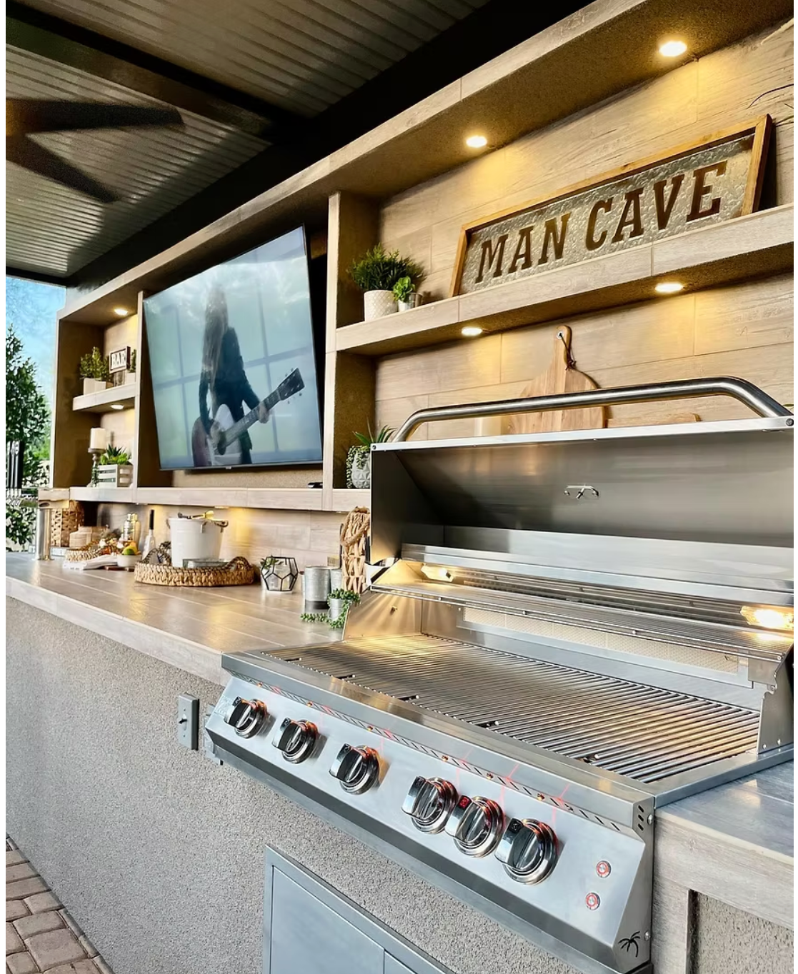 Fantasy Island 20'x20' Outdoor Kitchen – KoKoMo Signature Series