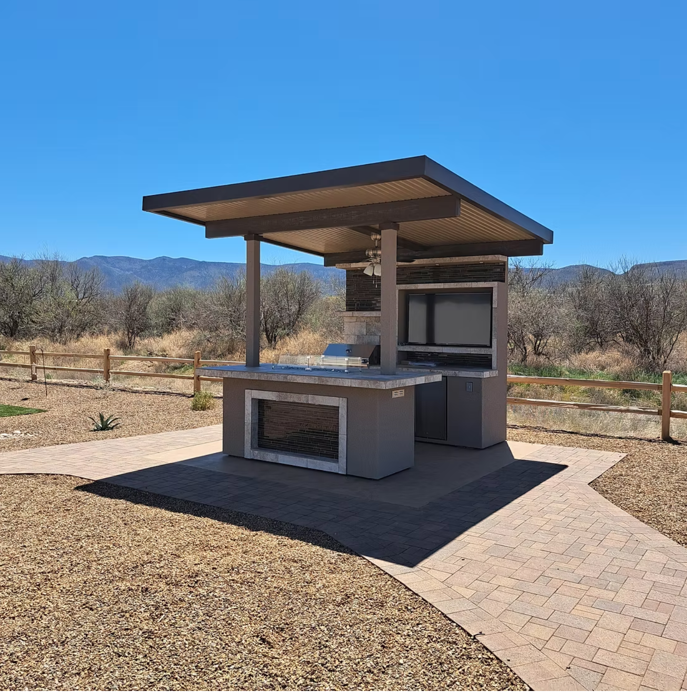 Baja Outdoor Kitchen with Patio Cover – KoKoMo Modular Series