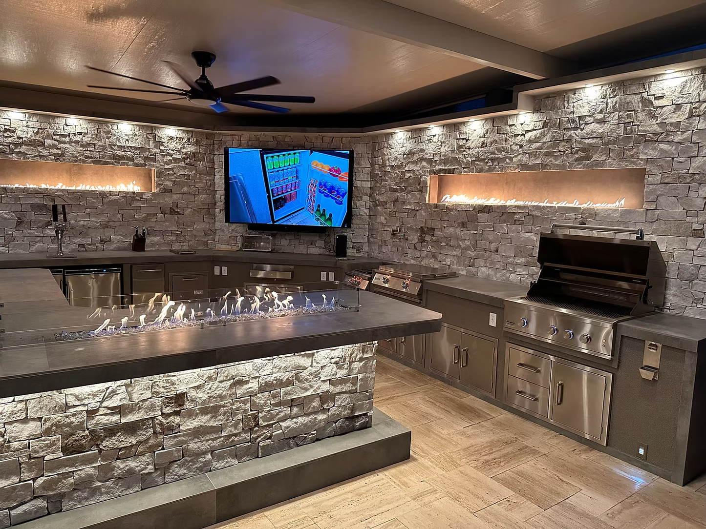 Luxury Outdoor Kitchen BBQ Grill Island – KoKoMo Signature Series