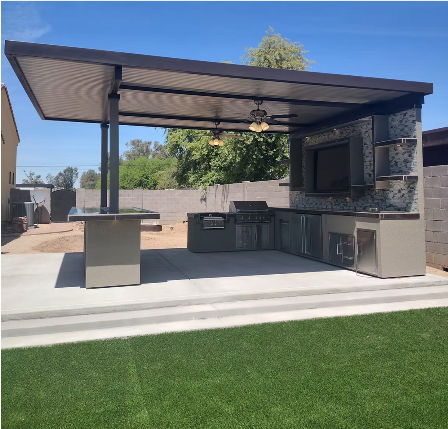 Montego Outdoor Kitchen BBQ Island – KoKoMo Signature Series